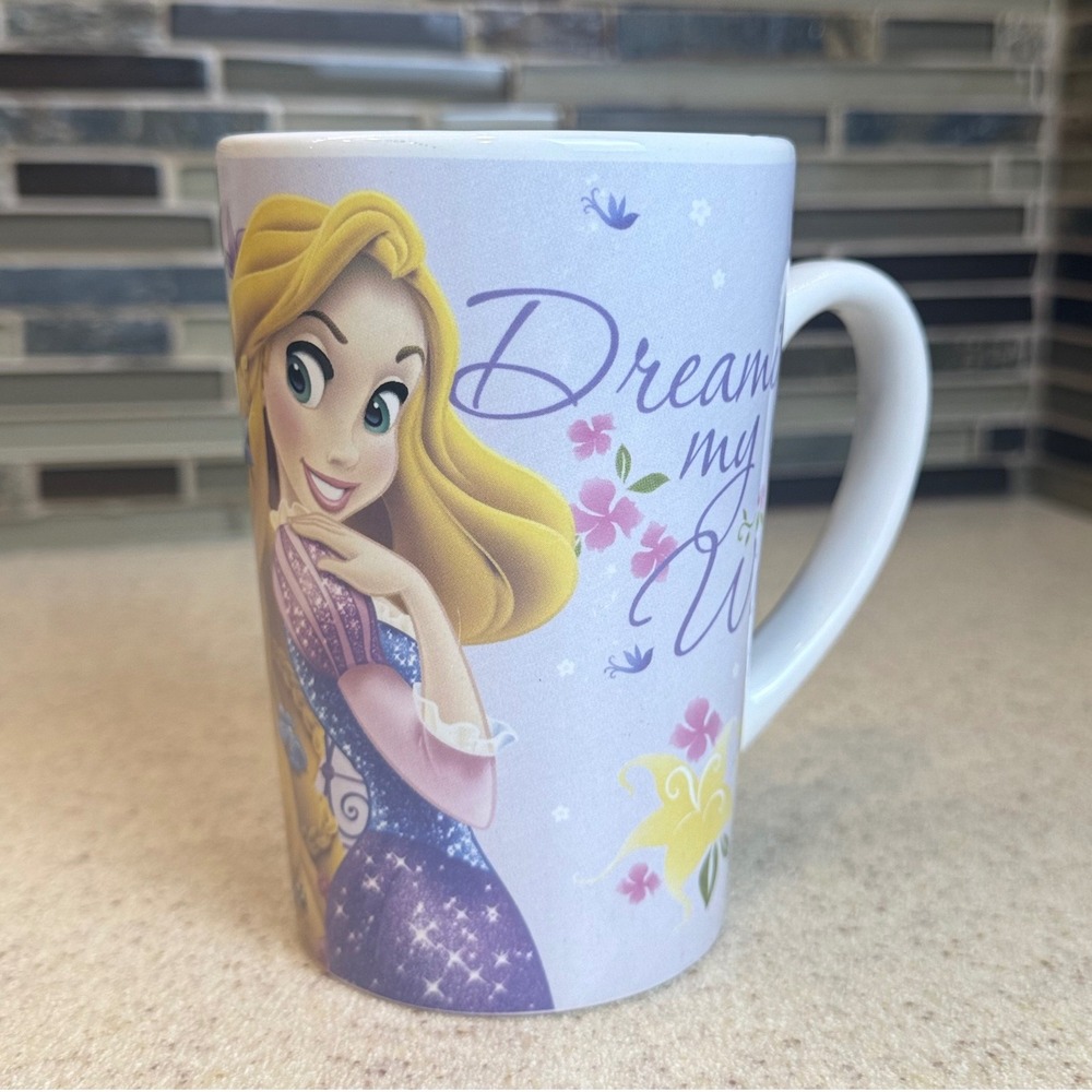 Disney Tangled Rapunzel Dreaming My Way Lavender Ceramic Latte Coffee Mug Cup